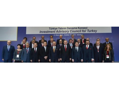 The Eighth Meeting of the Investment Advisory Council was Held ( October 31,2013 ).